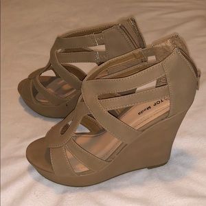 tan wedges